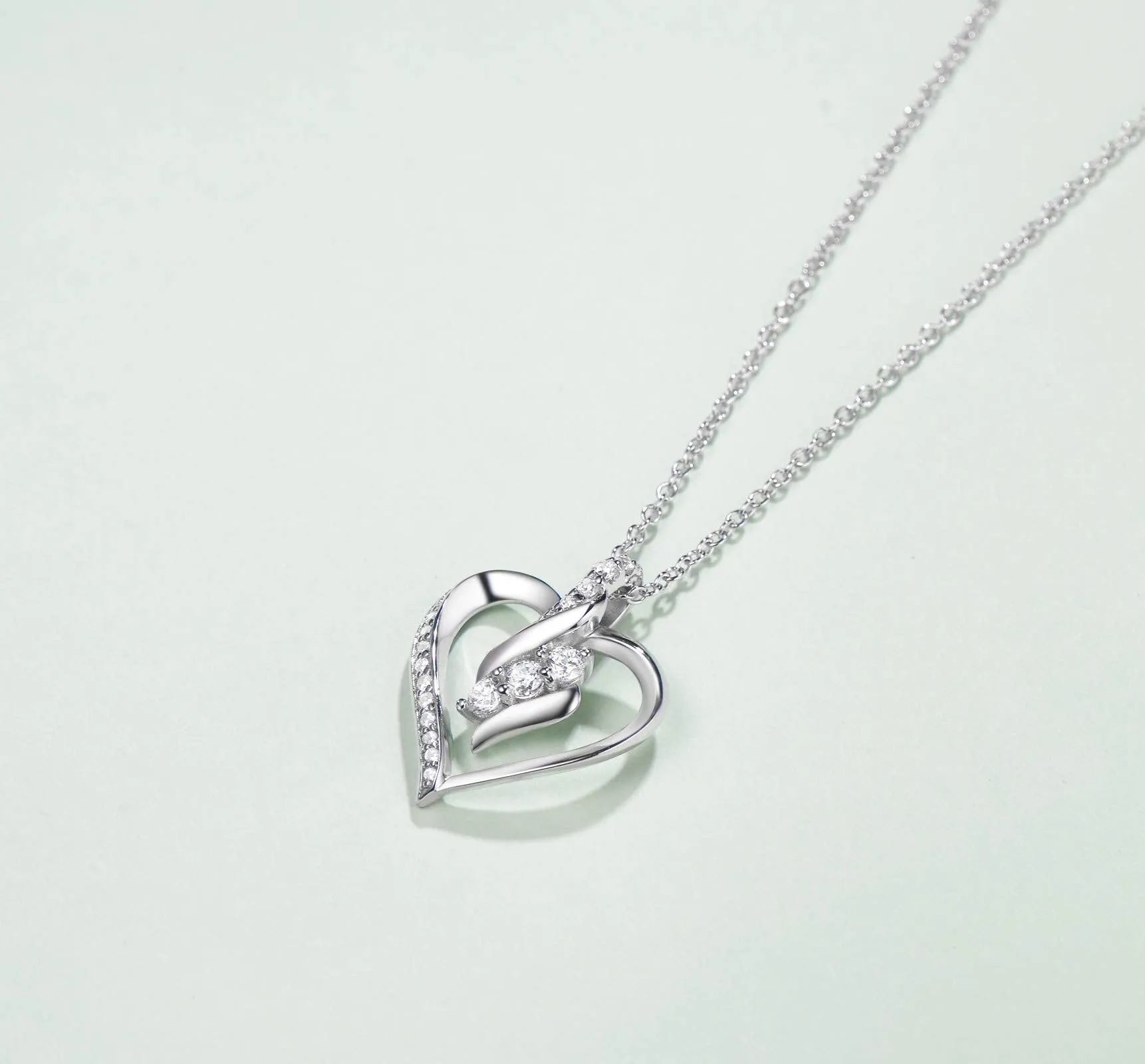 Agvana 925 Sterling Silver Infinity Love Heart Necklace Cubic Zirconia CZ Heart Dainty Pendant Necklace Birthday Anniversary Jewelry Christmas Gifts for Women Teen Girls Mom Grandma Wife Girlfriend