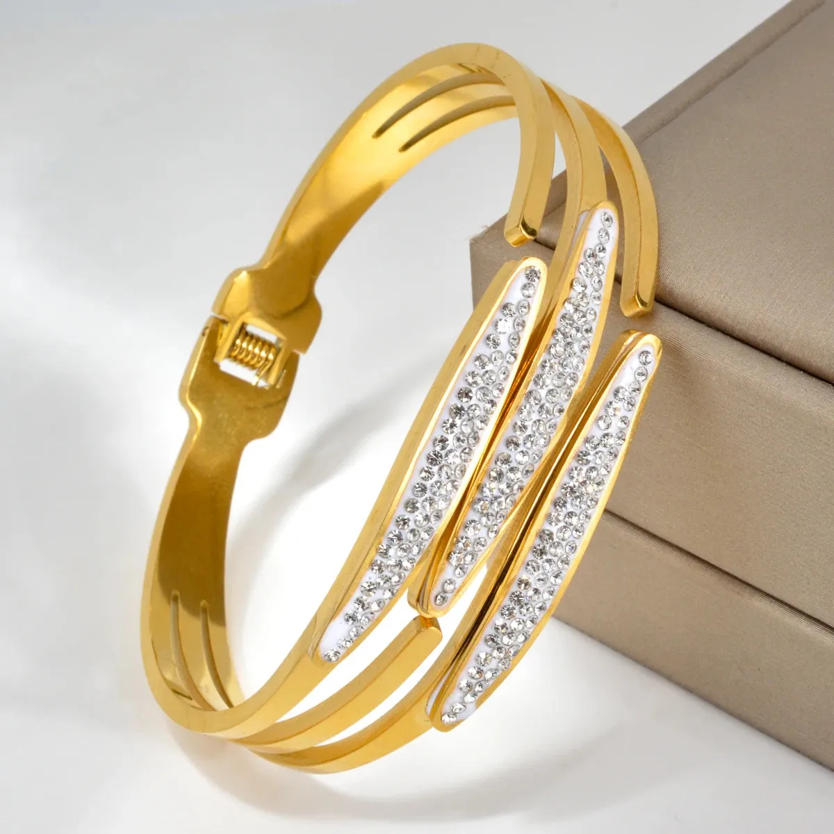 Diana Baby Black Roman Zircon Bracelet - Elegant Wear