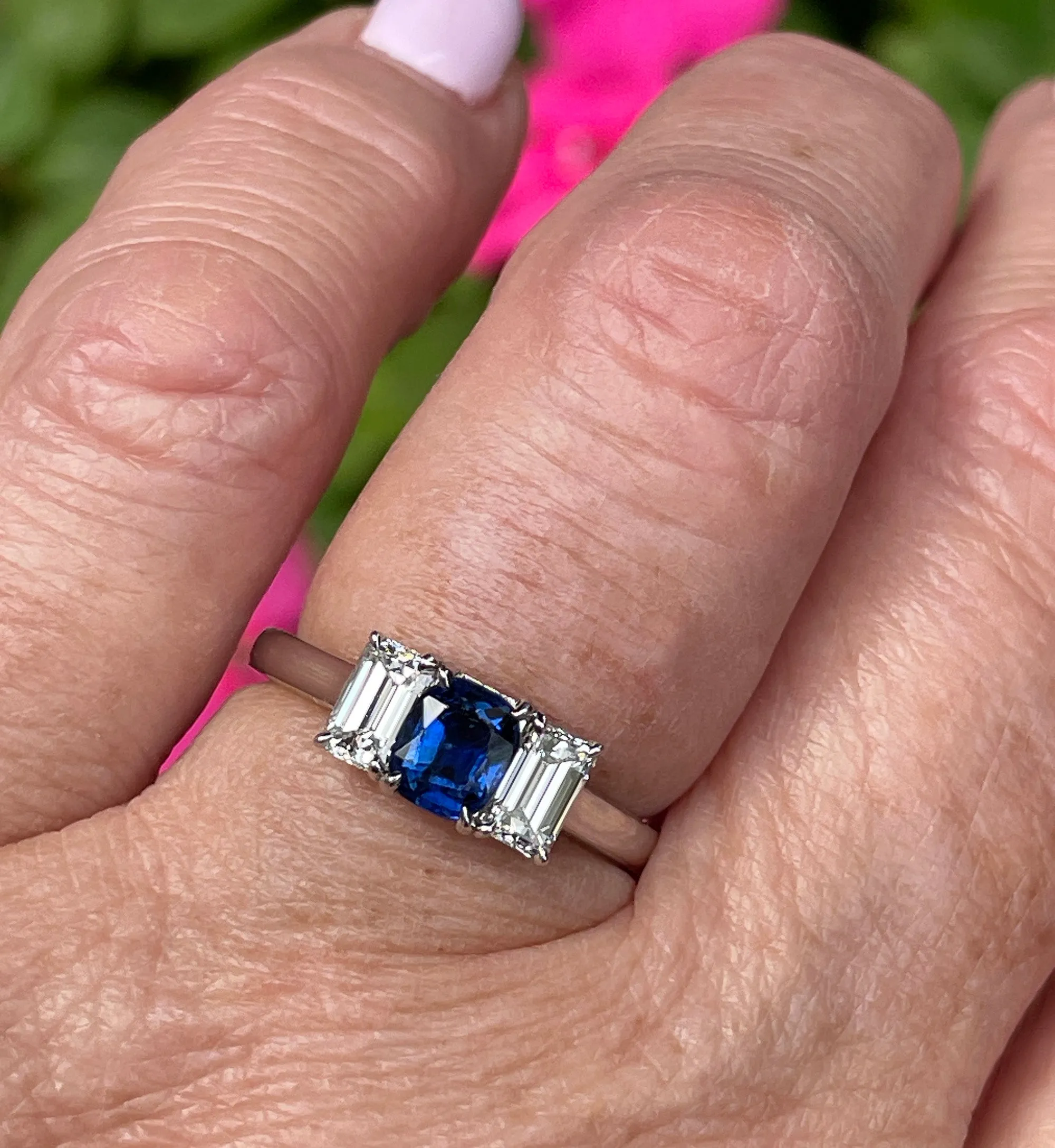 GIA Vintage TIFFANY & Co 1.75ctw No-Heat Blue Sapphire and Diamond 3 Stone Platinum Ring