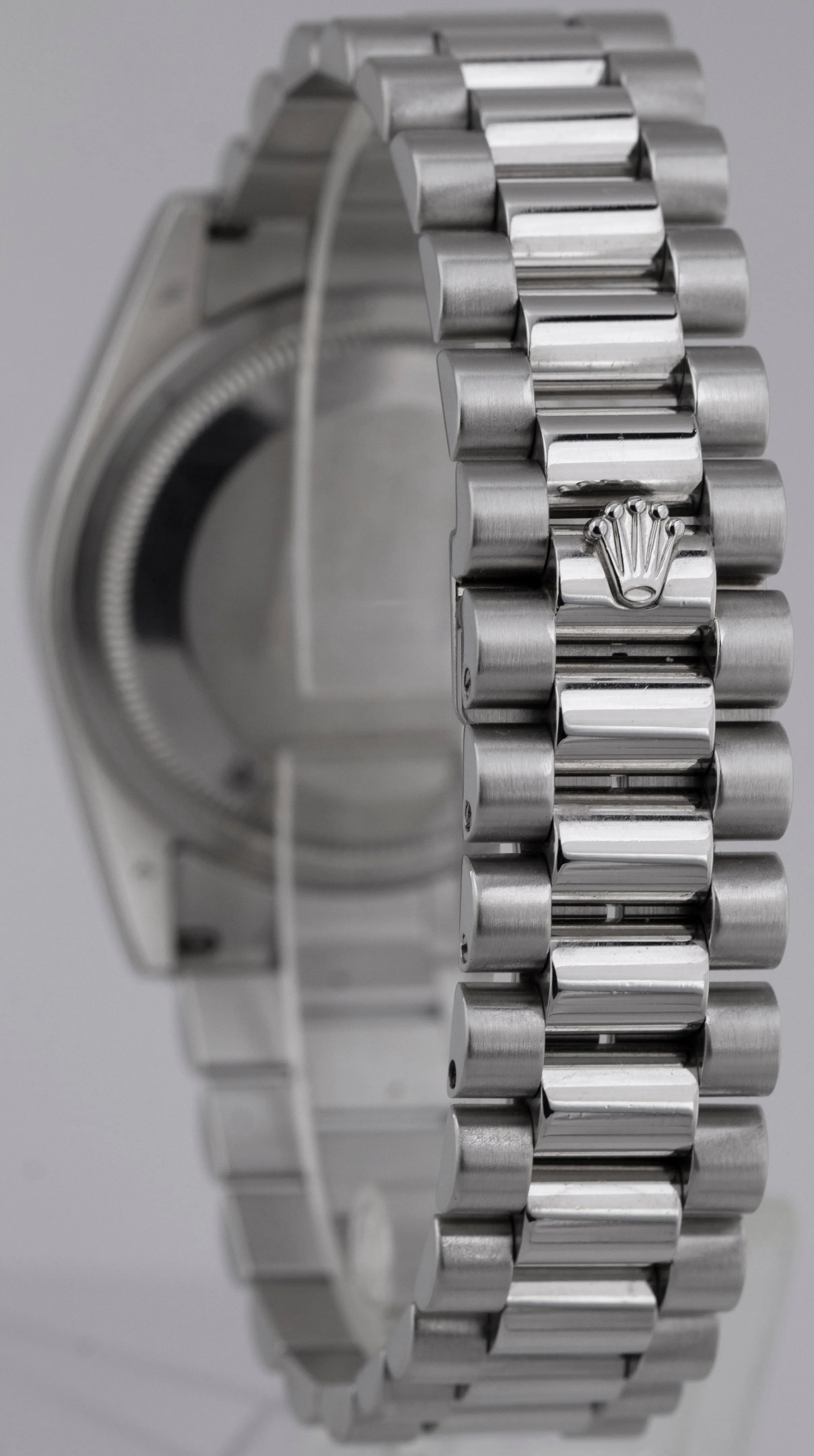 MINT PAPERS Rolex Day-Date Presidential 36mm Glacier Blue Platinum 118206 BOX