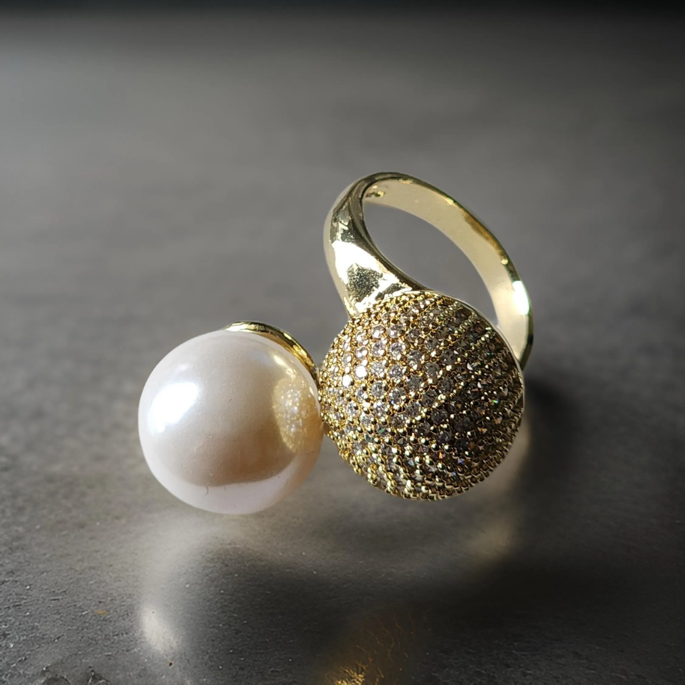 Noble Grace Ring