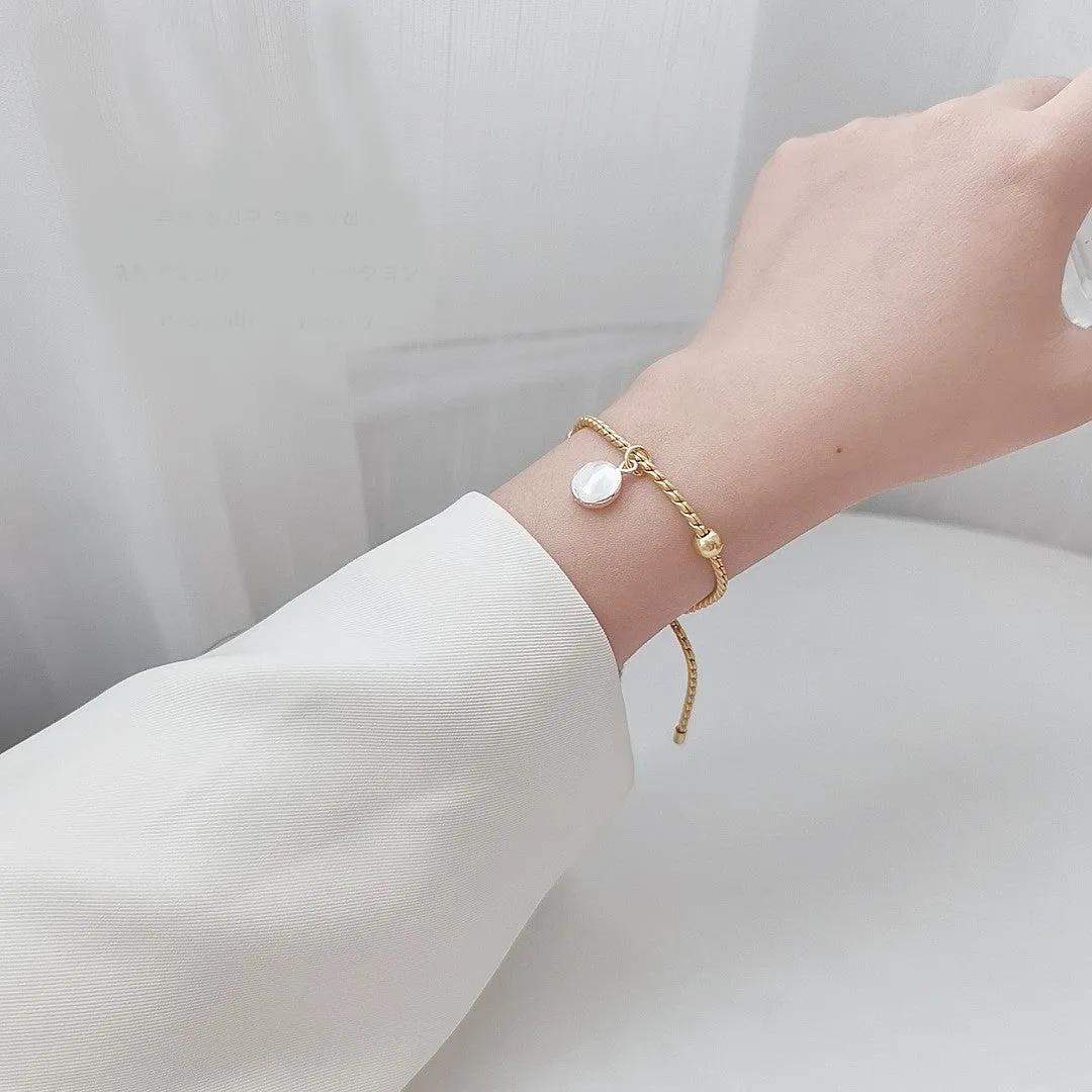 Vintage 14K Gold Plated Chain Bracelet With Shell