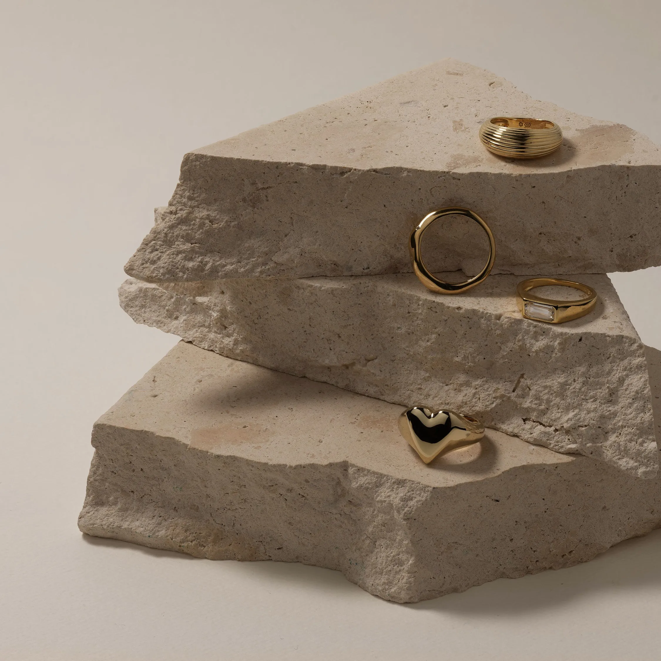 White Topaz Signet Pinky Ring in Gold