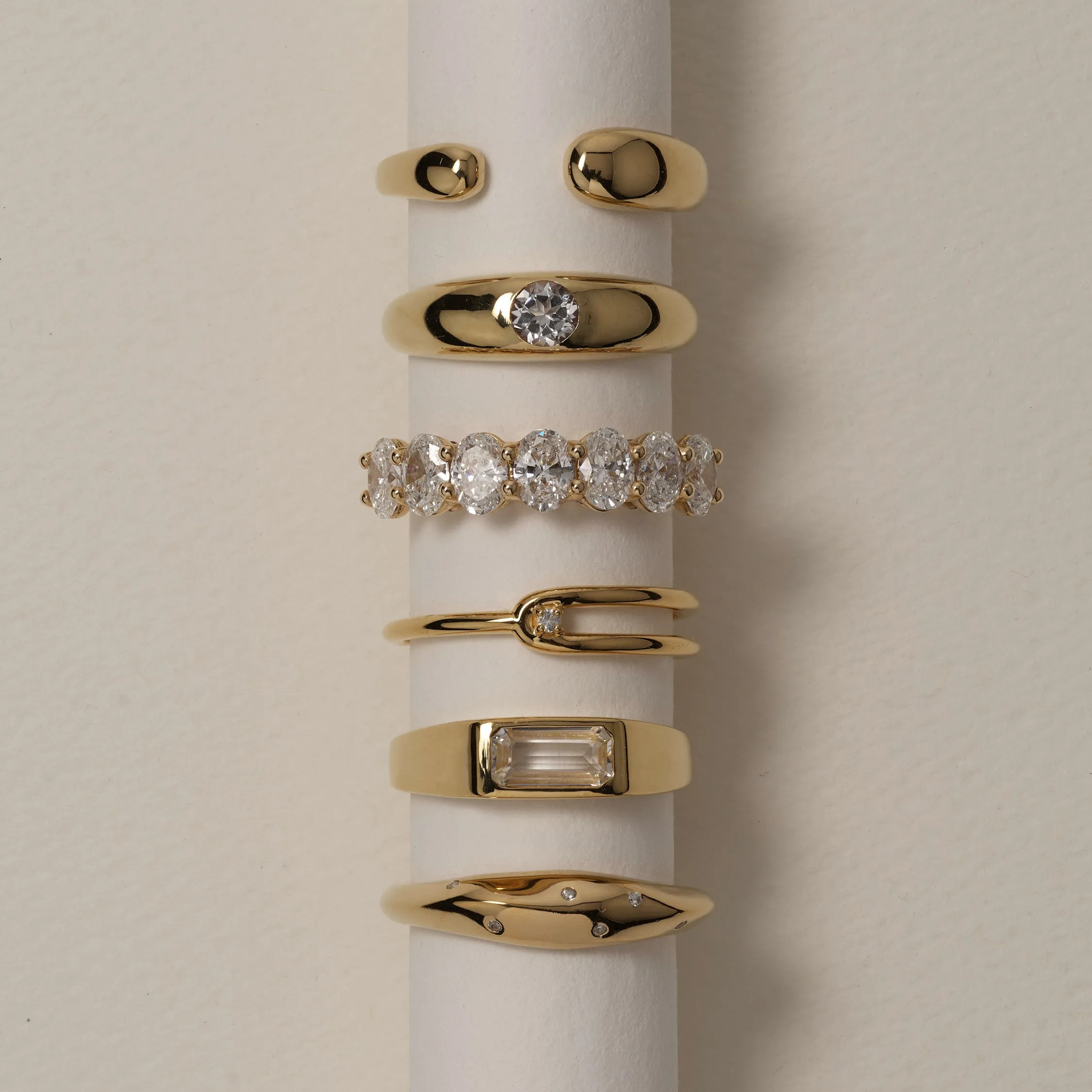White Topaz Signet Pinky Ring in Gold