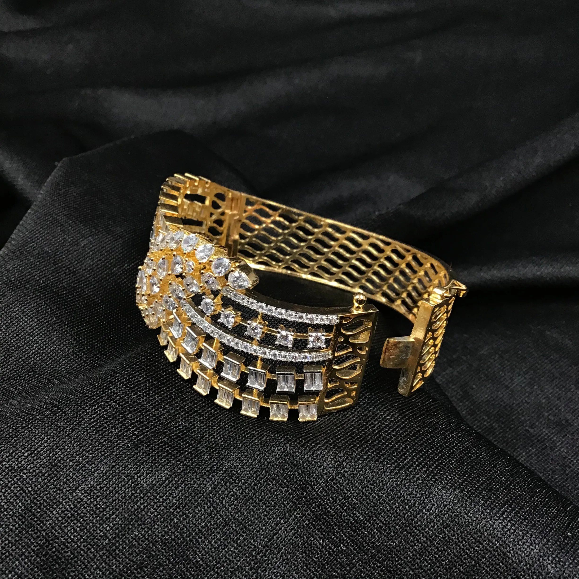 Zircon/AD Bracelet 3319-08